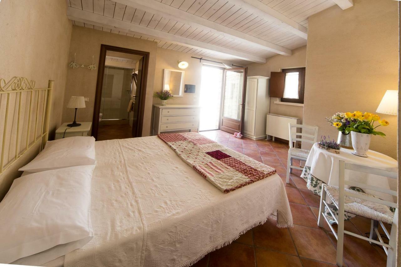 Hostal Casale del Coccio Scicli Exterior foto